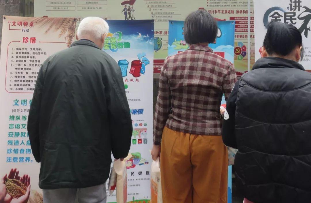 食品安全创意广告，守护你我他的餐桌安全
