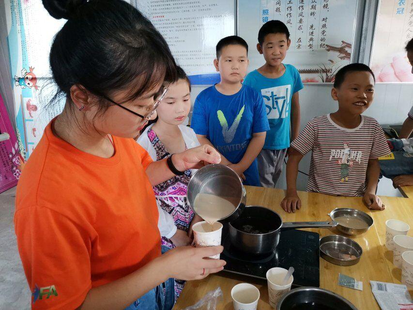 食品安全PPT下载，保障你我健康的关键所在