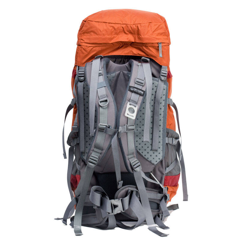 阿珂姆与探路者，登山包的极致探索