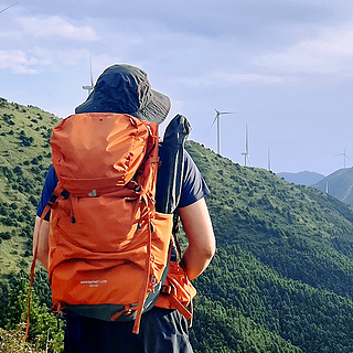 穿越山川，登山包的奇妙之旅