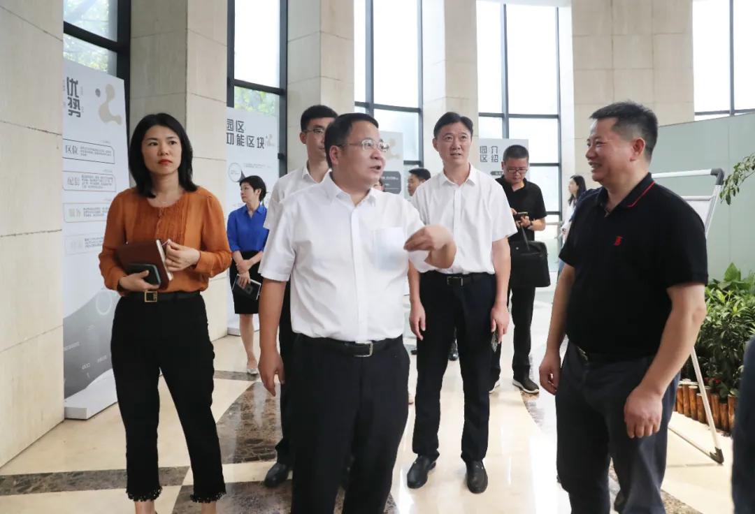 清洁煤锅炉，未来能源转型的关键技术