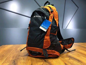 哥伦比亚登山包与支架，户外探险的必备装备