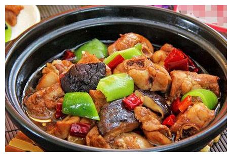 老式黄焖鸡做法大全，传统美味再现