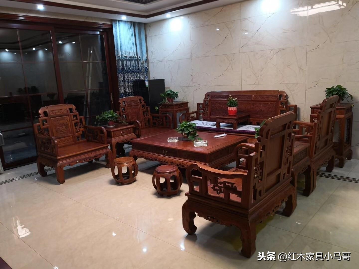 木材油漆选择指南，哪种油漆更适合你的木材？