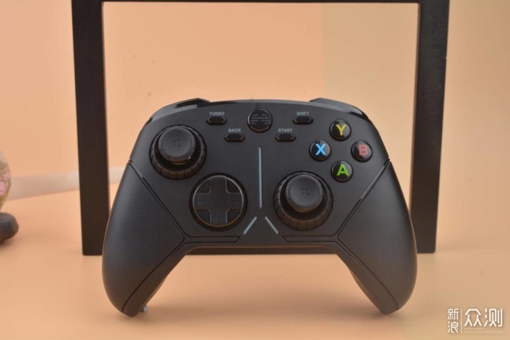 PS4手柄重量，探究设计背后的考量
