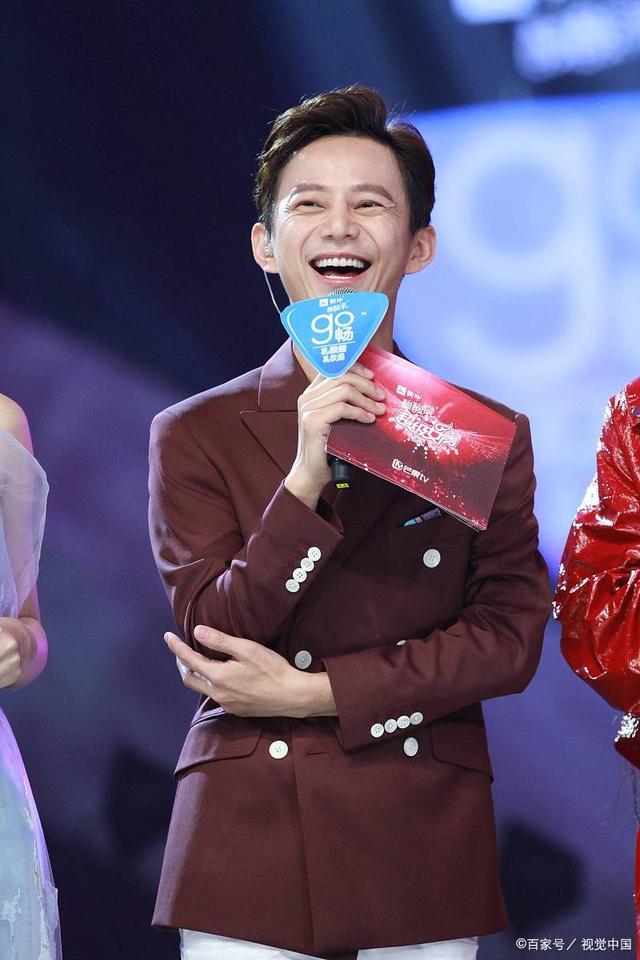 何炅主持的综艺节目，魅力无限，精彩纷呈