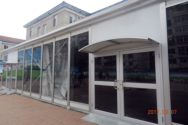 七台河玻璃门，展现城市风采的透明名片