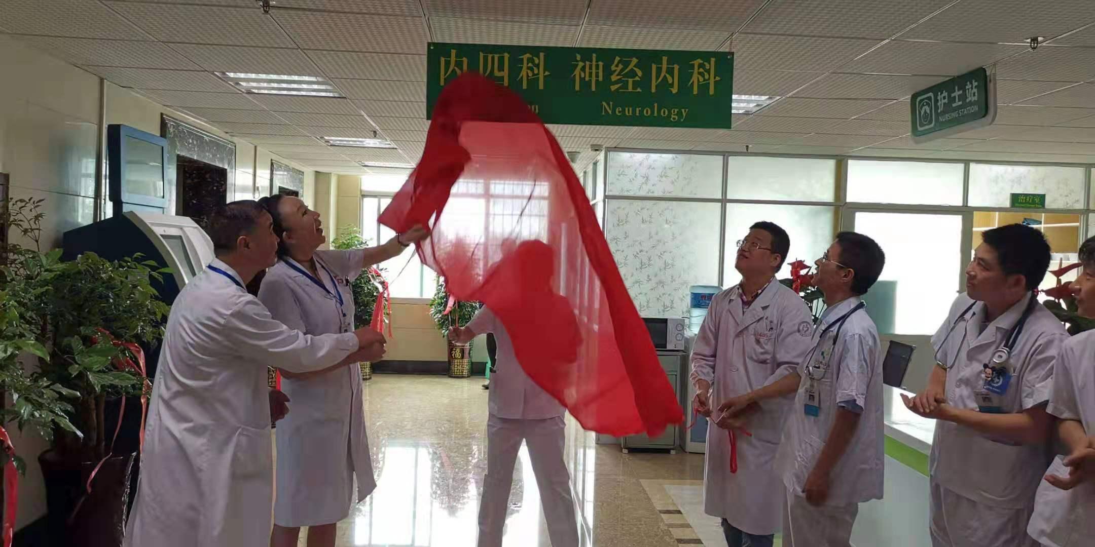 儿童医院的内科专家，守护生命的守护者