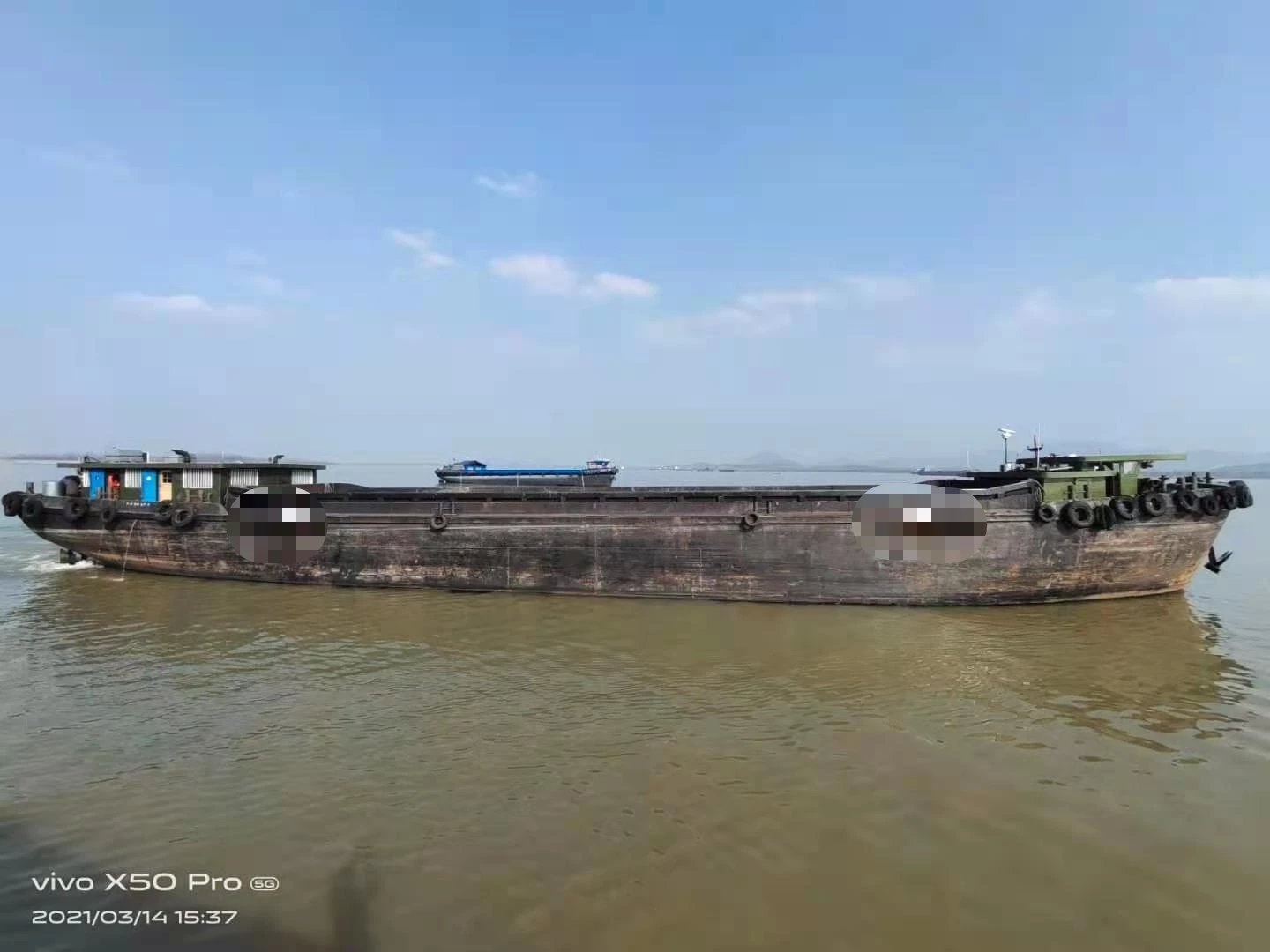 长江二手船舶图片，流转的江水与船影的交织
