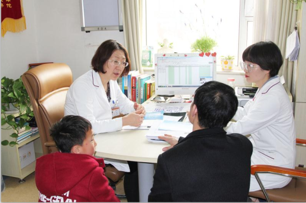 重医儿童医院当日专家号，专业医疗服务的体现与家长的希望