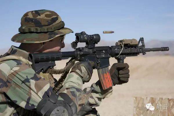 M1A1伞兵卡宾枪，二战中的精英武器