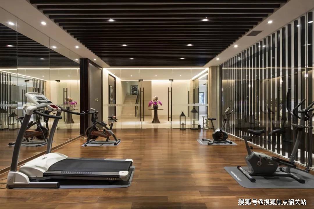 悦动健身会所，打造全方位健康生活的引领者