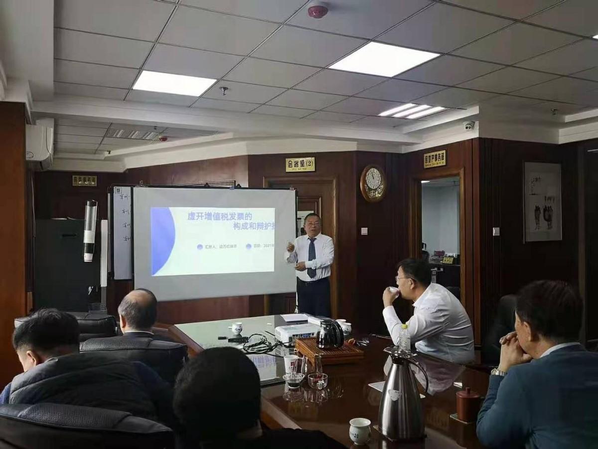 个人信用贷款与发票，现代金融生活中的两大关键要素