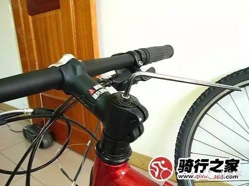 公路自行车后拨拆解，深入了解与保养指南