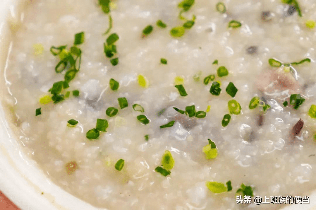 皮蛋蛋花粥的制作方法与美味探索