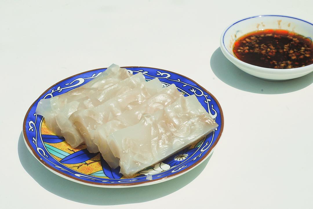 蛋花皮冻，一道美味独特的传统小吃